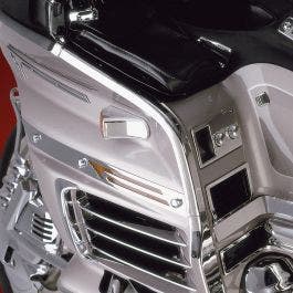 UPPER FAIRING EDGE TRIM
